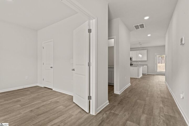 Property Photo:  107 Spring Knoll Way  SC 29644 