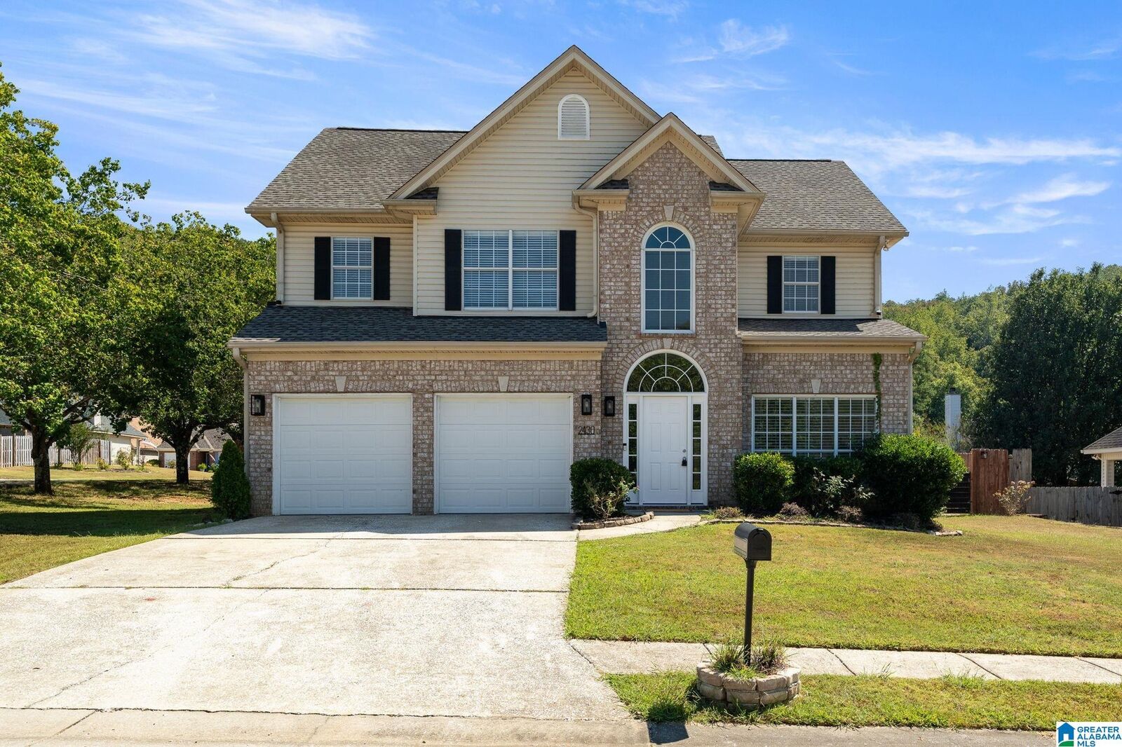 Property Photo:  2430 Forest Lakes Lane  AL 35147 