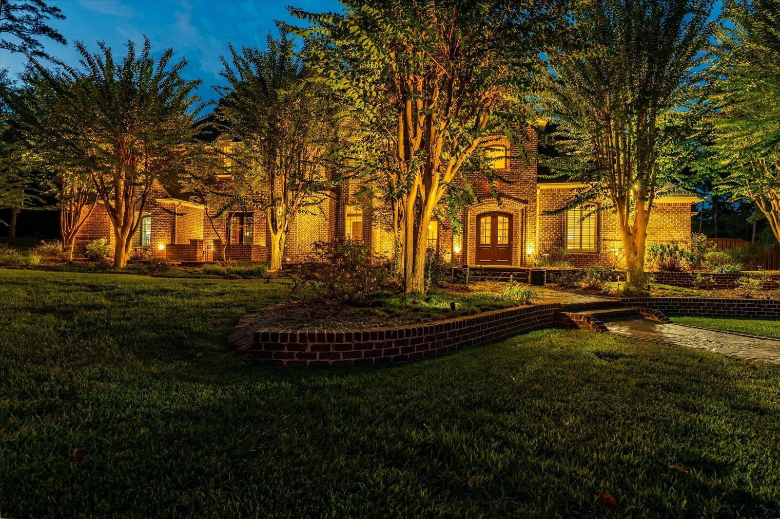 Property Photo: 516 Contenders Way TX 75703