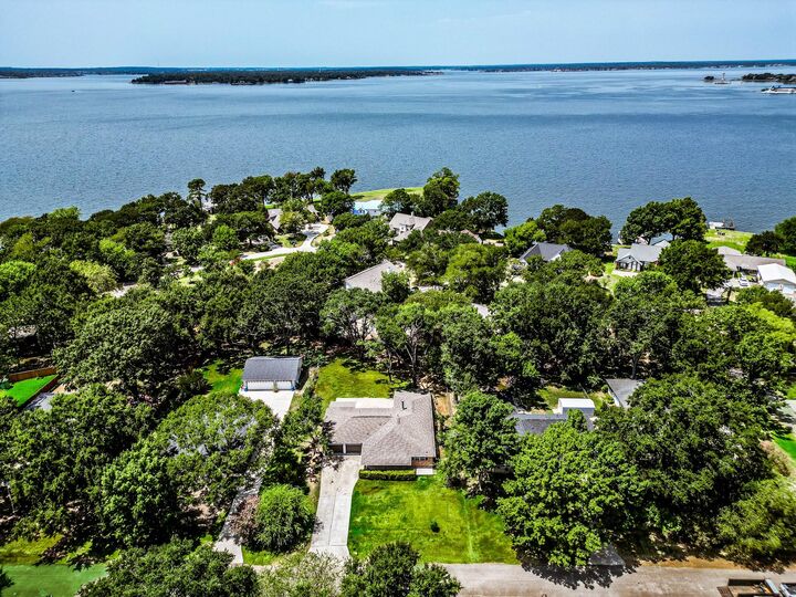 Property Photo: 13185 Crest Drive TX 77318