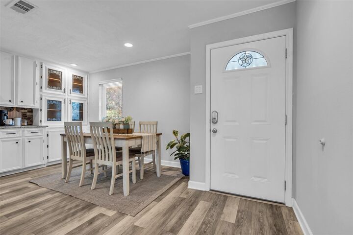 Property Photo: 5511 Hialeah Drive TX 77092