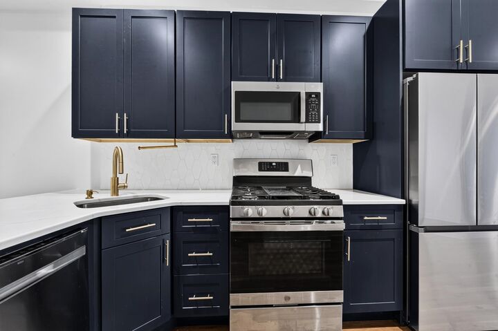 Property Photo:  1319 Washington St 1L  NJ 07030 