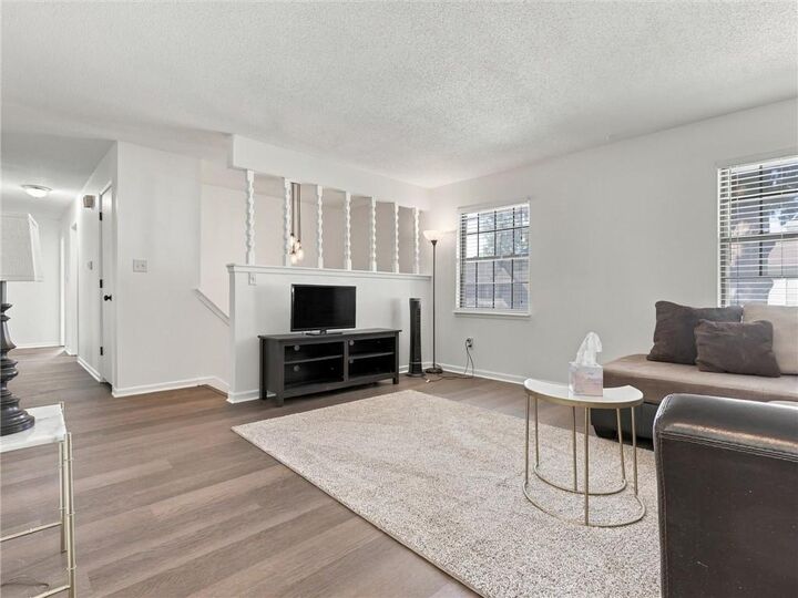 Property Photo:  1428 S Apache Lane  KS 66062 