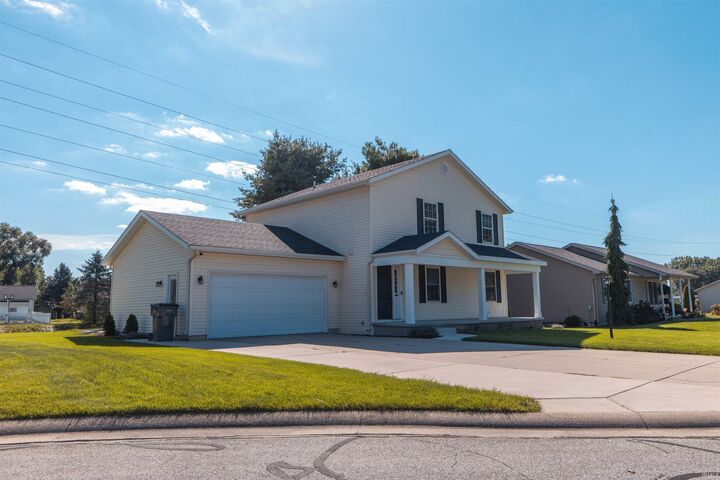Property Photo:  23036 S Oakleaf Drive  IN 46514-6912 