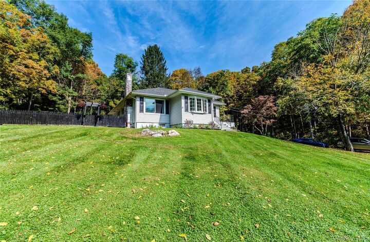 Property Photo:  429 Hunns Lake Road  NY 12581 