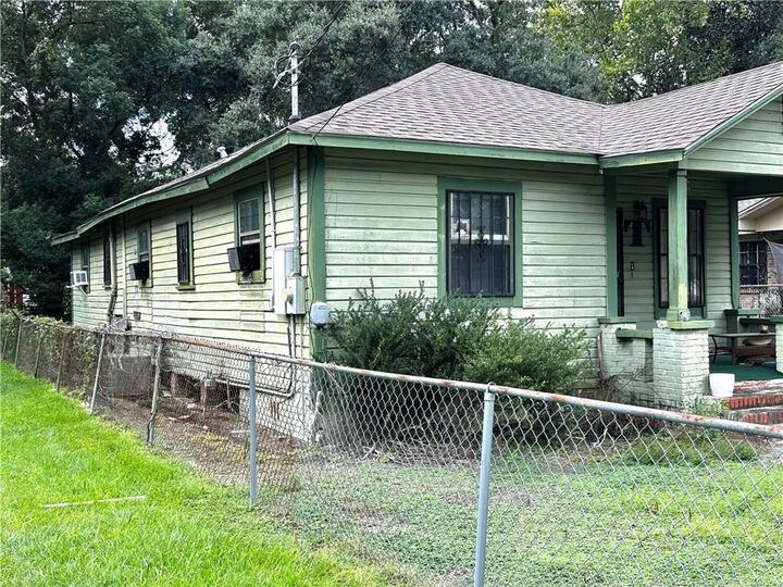 Property Photo:  603 Pine Street  AL 36610 