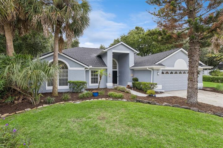 Property Photo:  7830 Bridgestone Drive  FL 32835 