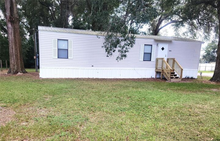 Property Photo:  4952 SE 145th Street  FL 34491 