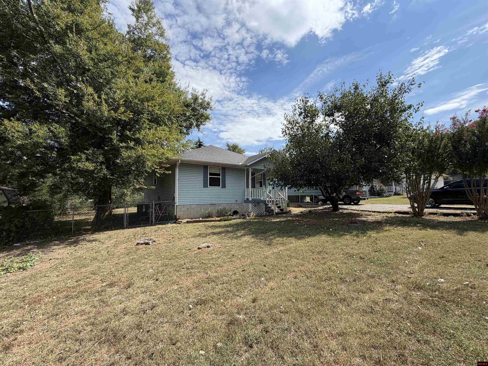 Property Photo:  301 South Street Court  AR 72634 
