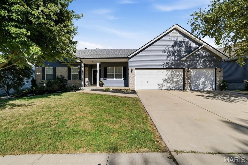 Property Photo: 408 Saint Gemma Drive MO 63366