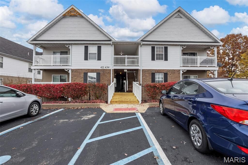Property Photo:  432 Saravalle Drive  MO 63376 