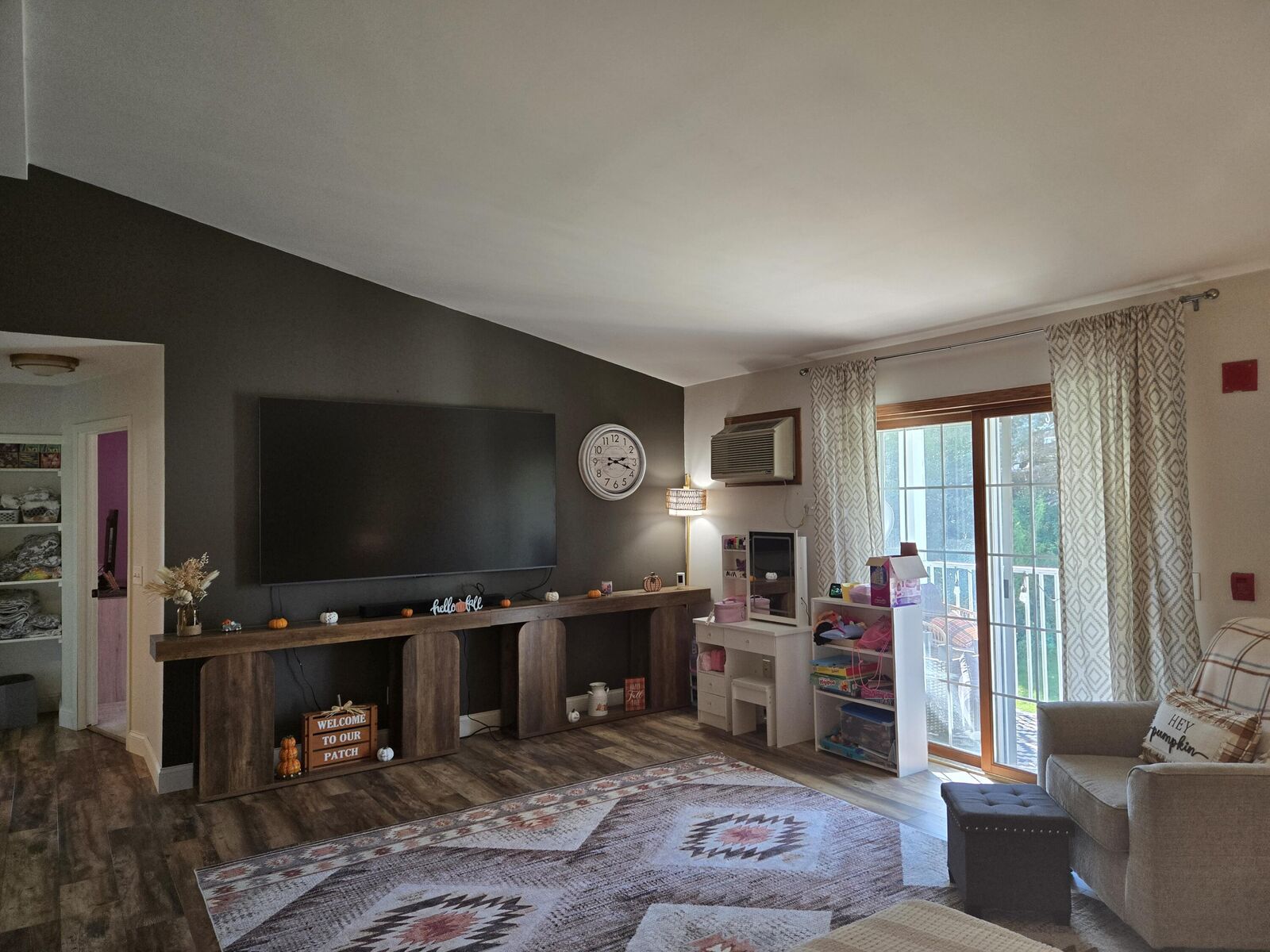 Property Photo:  2134 Marie Ct  WI 53095 