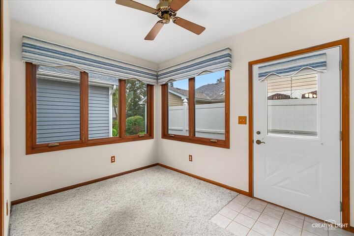 Property Photo:  53 Silver Trail  IL 60542 