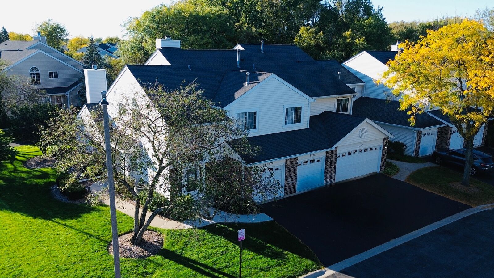 Property Photo: 159 Winchester Drive B IL 60107