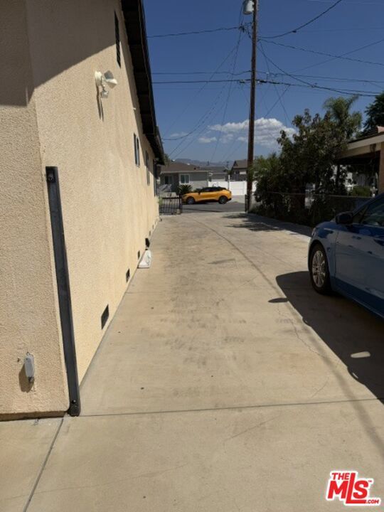 Property Photo:  1314 Omelveny Avenue A  CA 91340 