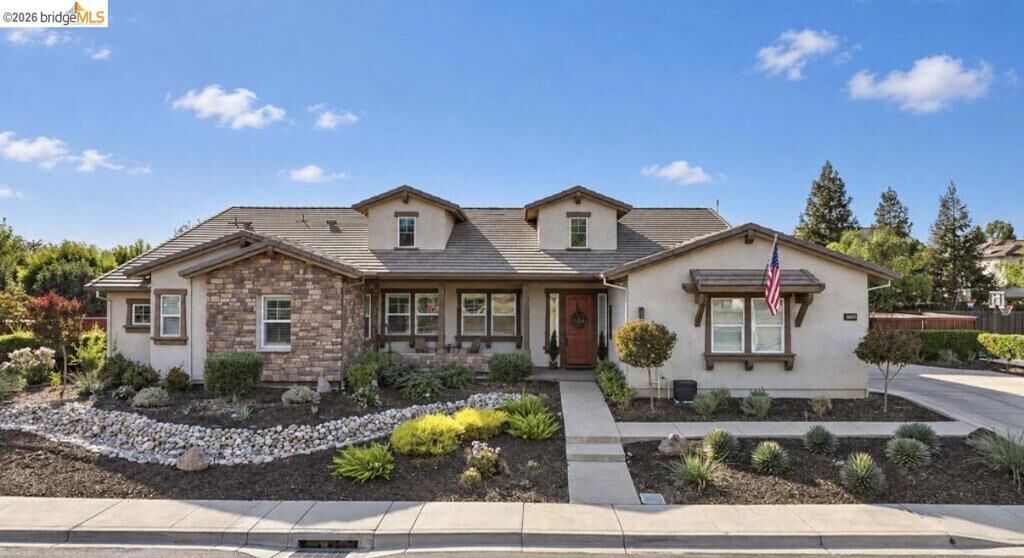 Property Photo:  1565 Lone Oak Rd  CA 94513 