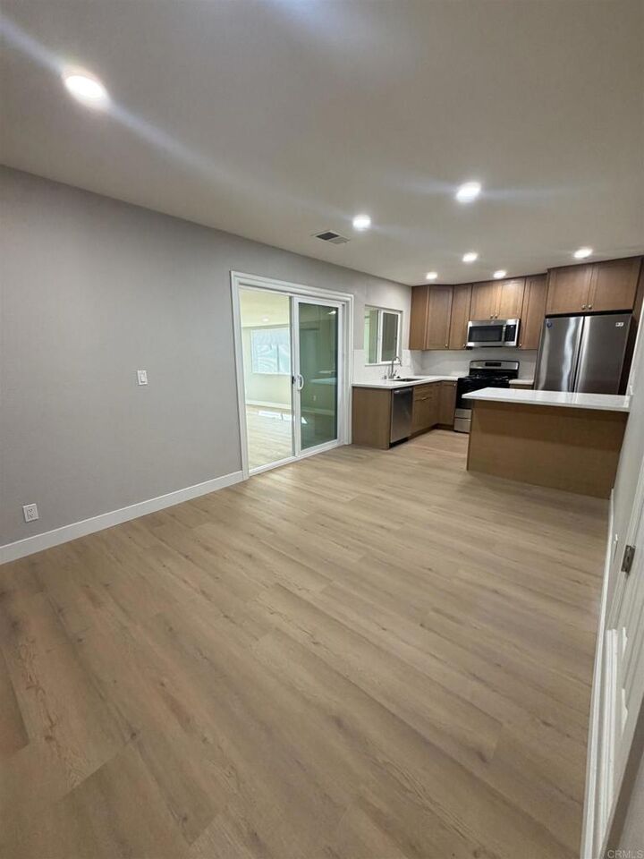 Property Photo:  1383 Wystone Drive  CA 92113 