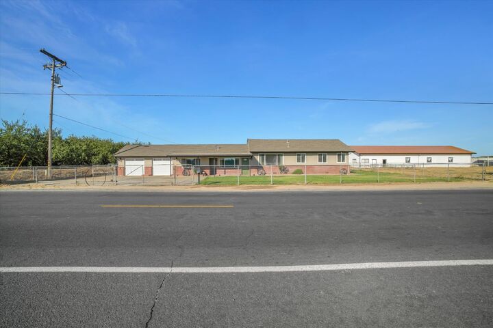 Property Photo: 21913 S Airport Way CA 95337