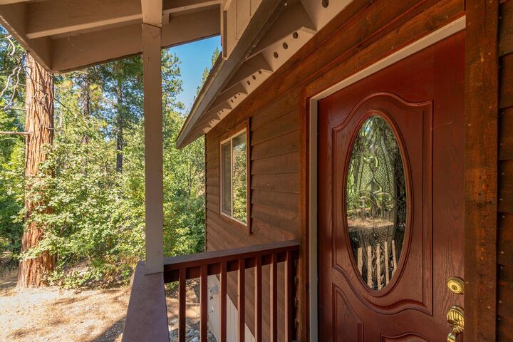 Property Photo: 5035 Glen Echo Drive CA 95233