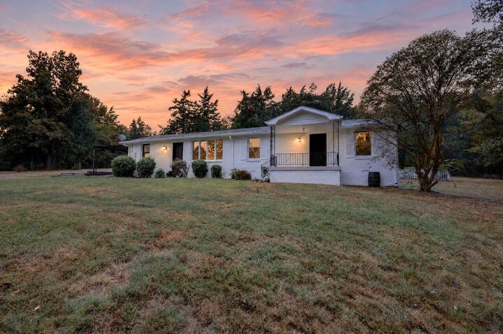 Property Photo:  1515 Owen Rd  TN 37027 