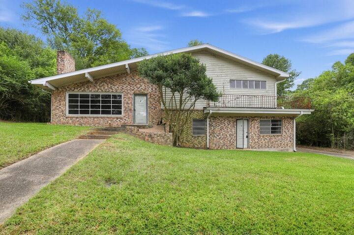 Property Photo: 335 Lakewood Drive TX 75695