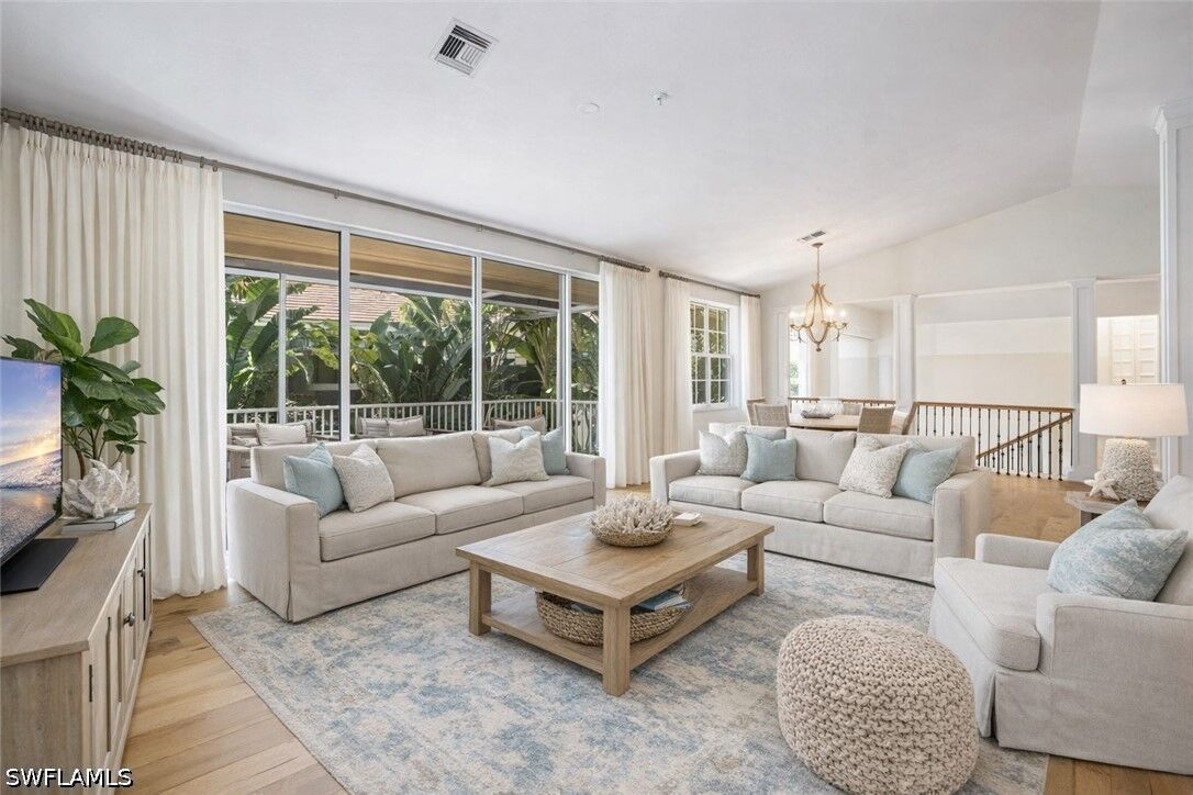 Property Photo: 611 10th Avenue S B2 FL 34102