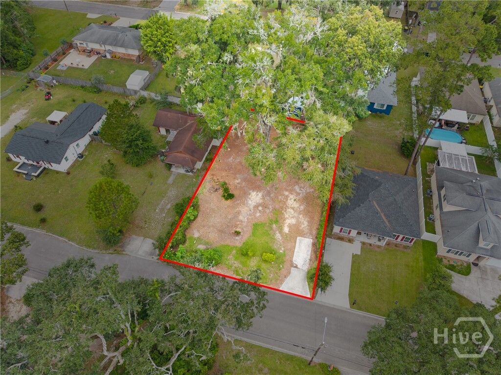 Property Photo:  2416 Bon Air Drive  GA 31406 