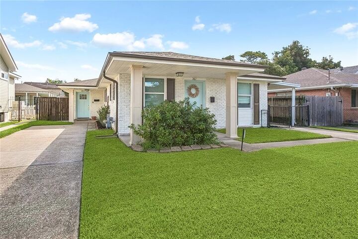 Property Photo:  363 Aris Avenue  LA 70005 