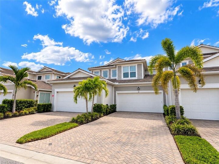 Property Photo: 4670 Arboretum Cir 101 FL 34112