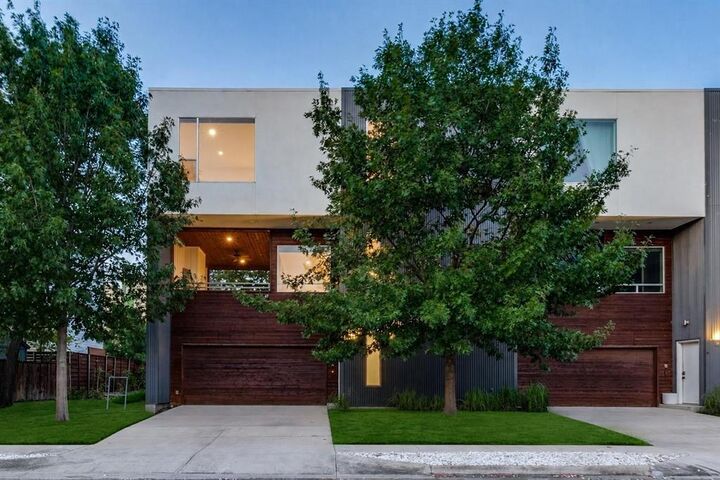 Property Photo: 4401 Roseland Avenue A TX 75204