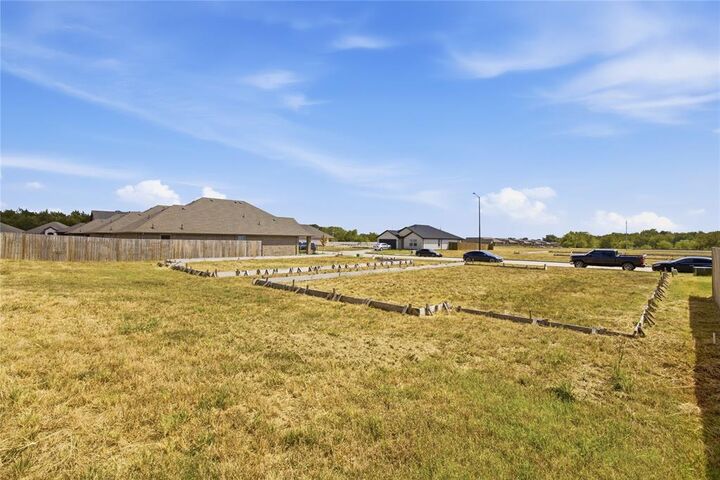 Property Photo:  802 Greyson Lane  TX 75402 