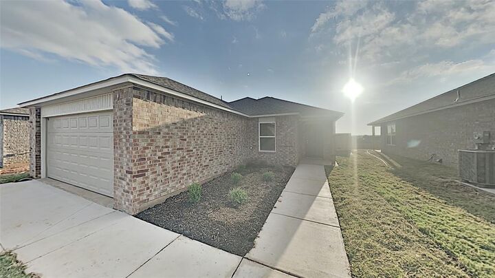 Property Photo:  4325 Umbria Road  OK 73179 