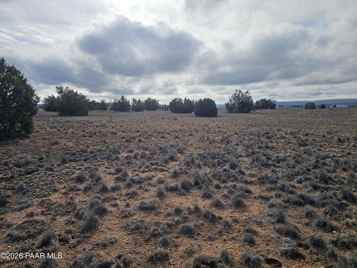 Property Photo: 27555 W Fort Rock Road AZ 86337