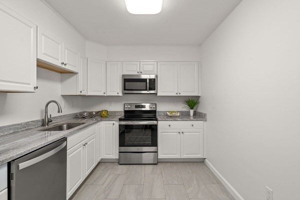 Property Photo: 20 Hammond Pond Pkwy 302 MA 02459