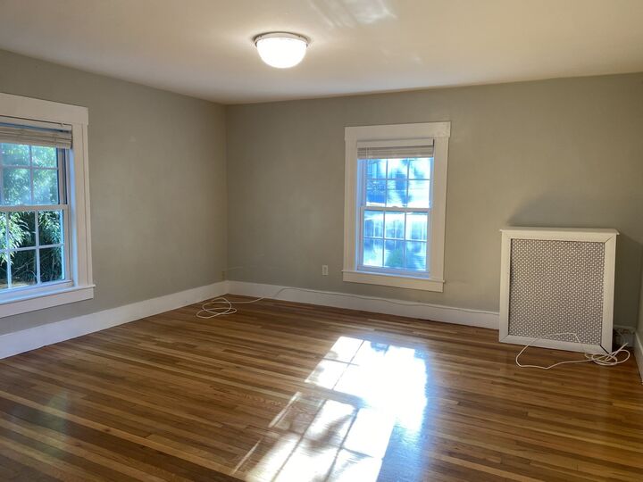 Property Photo:  6 Edgehill Road 2  MA 01801 