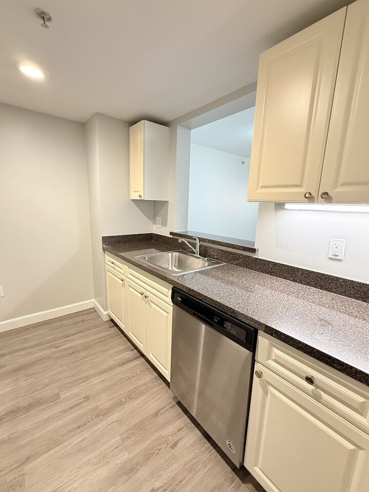 Property Photo:  1 Nassau Street 409  MA 02111 