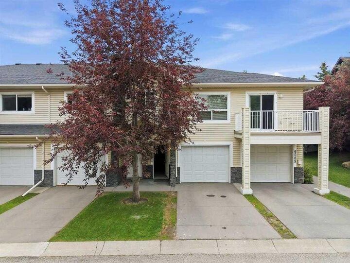 Property Photo:  6591 Pinecliff Grove NE  AB T1Y 7K8 