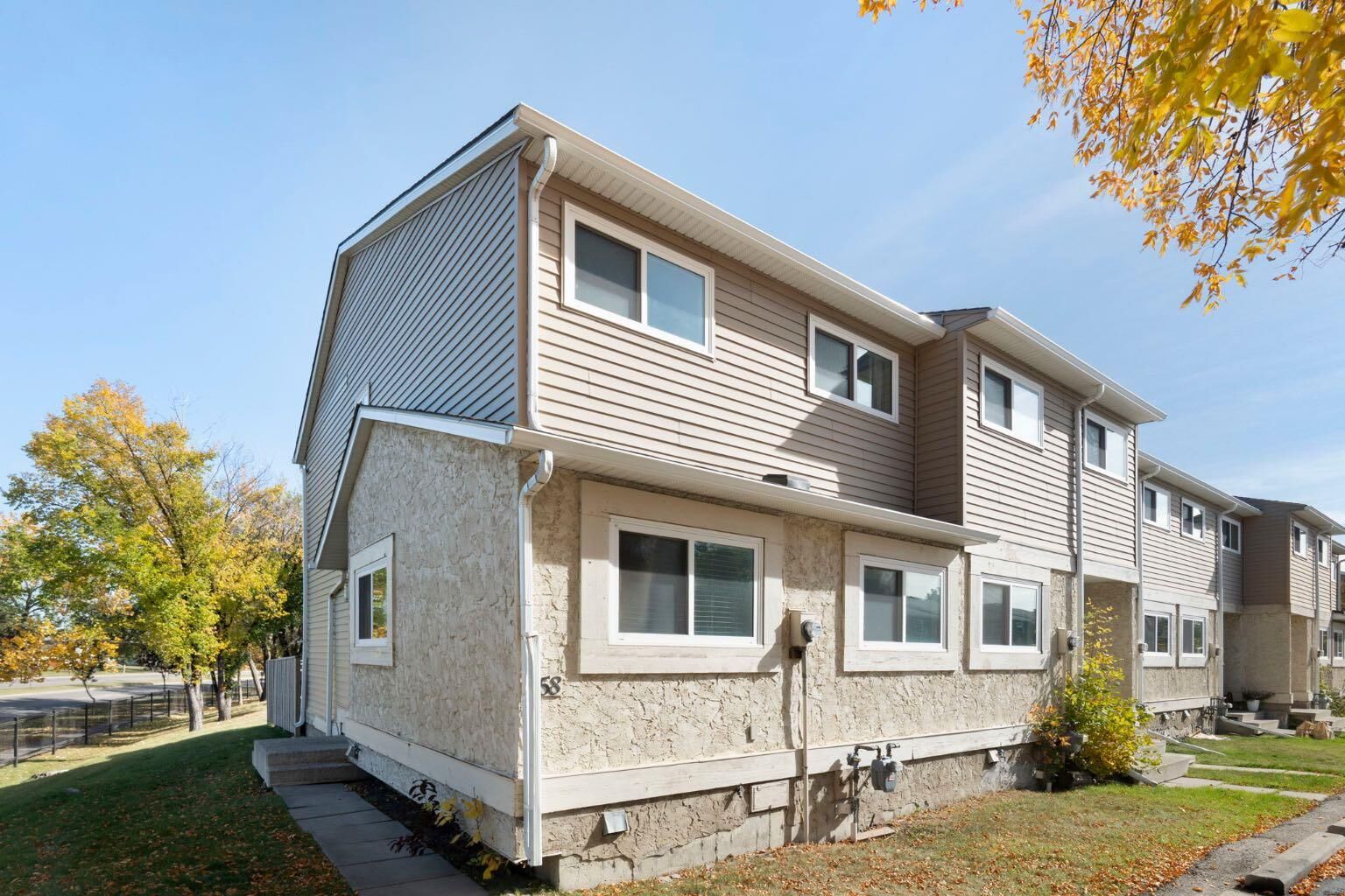 Property Photo: 5520 1 Avenue SE 58 AB T2A 5Z7