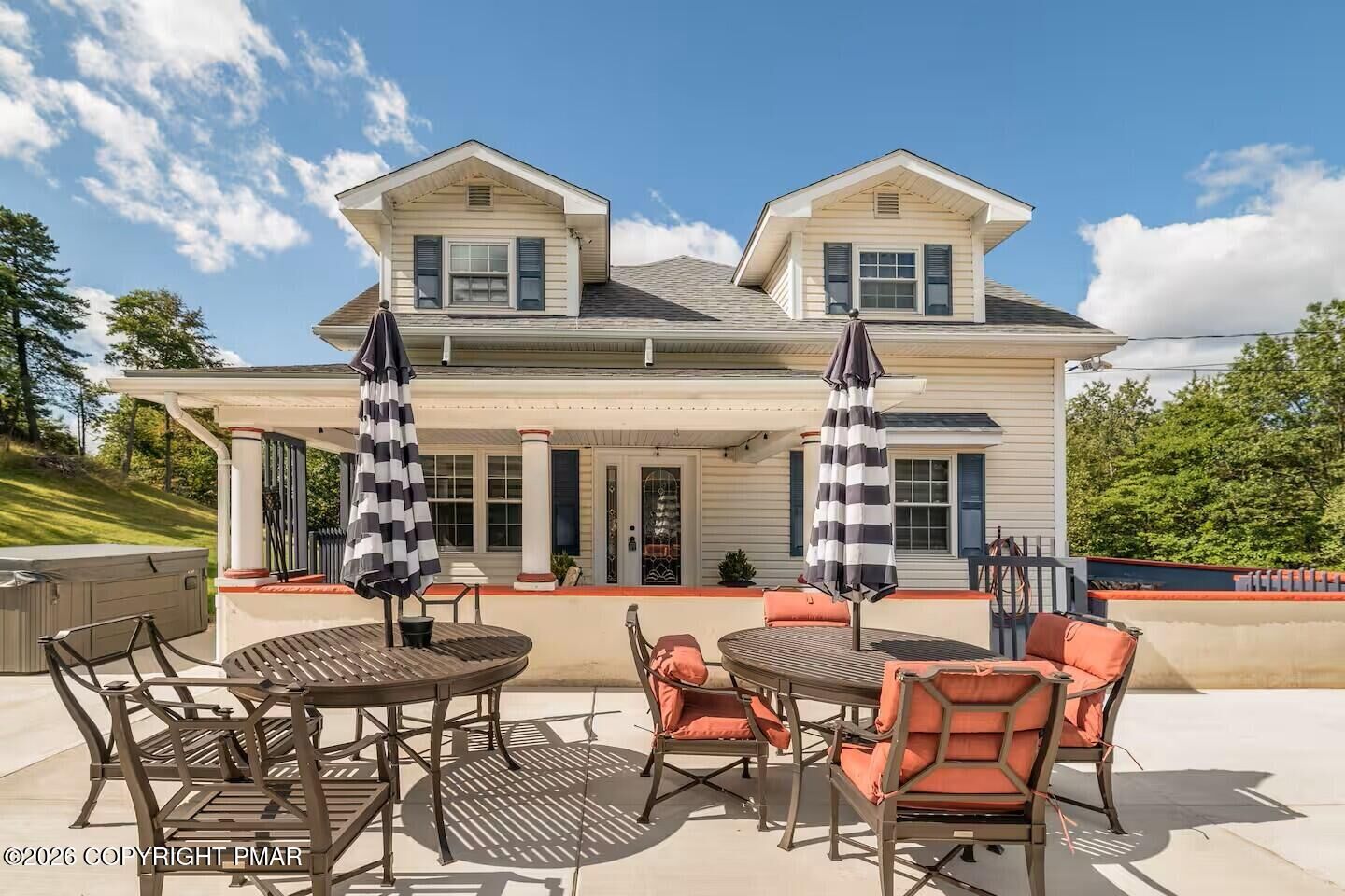 Property Photo:  2557 Long Pond Road  PA 18334 