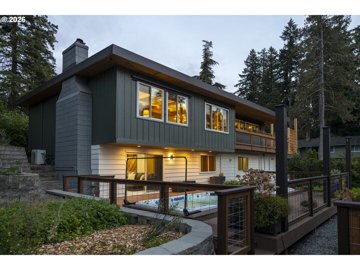 Property Photo:  16998 Greentree Ave  OR 97034 