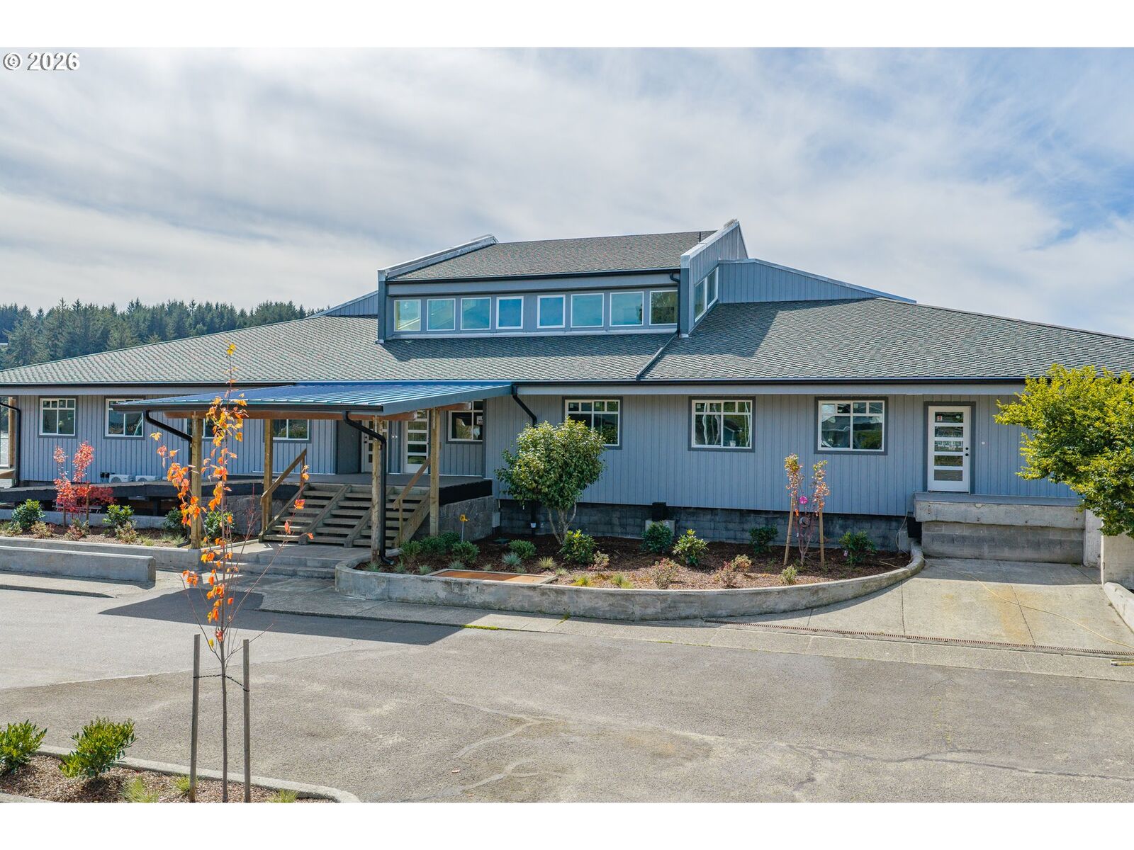 Property Photo: 1150 Bay St C OR 97439