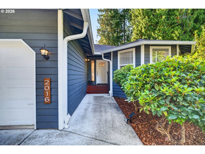 Property Photo:  2016 NE 123rd Ave  WA 98684 