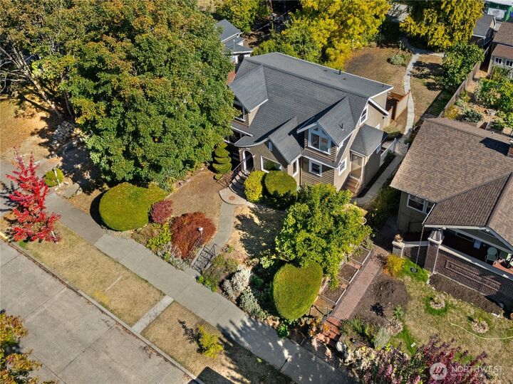 Property Photo:  5436  44th Avenue SW  WA 98136 