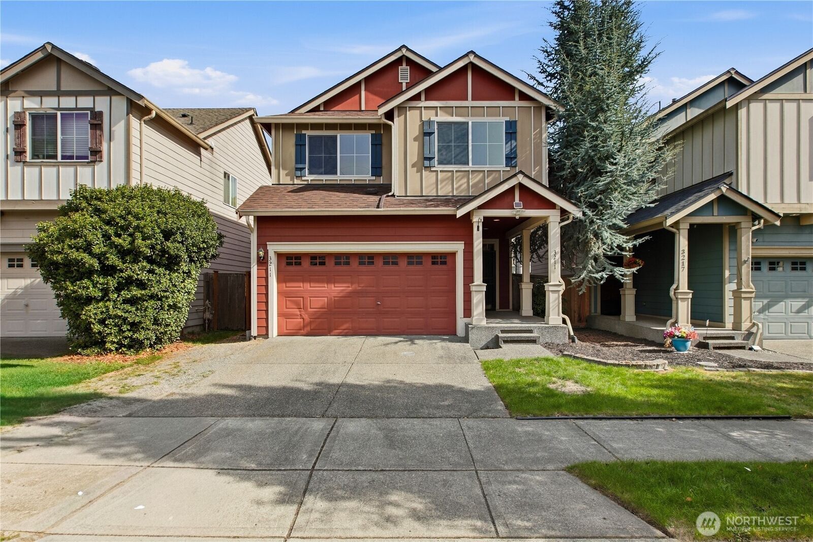 Property Photo:  3211  Destination Avenue E  WA 98424 
