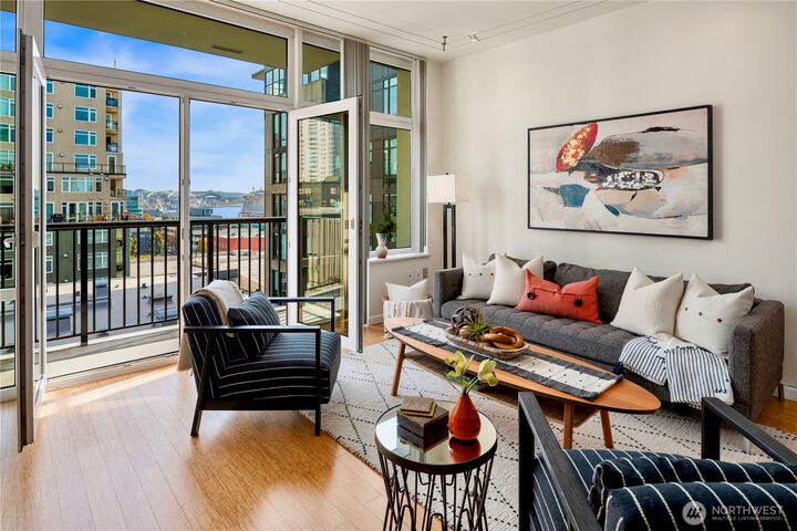 Property Photo: 2717 Western Avenue 8014 WA 98121
