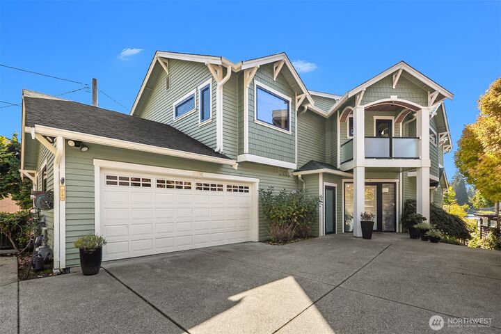 Property Photo:  2155 N 128th Street C  WA 98133 