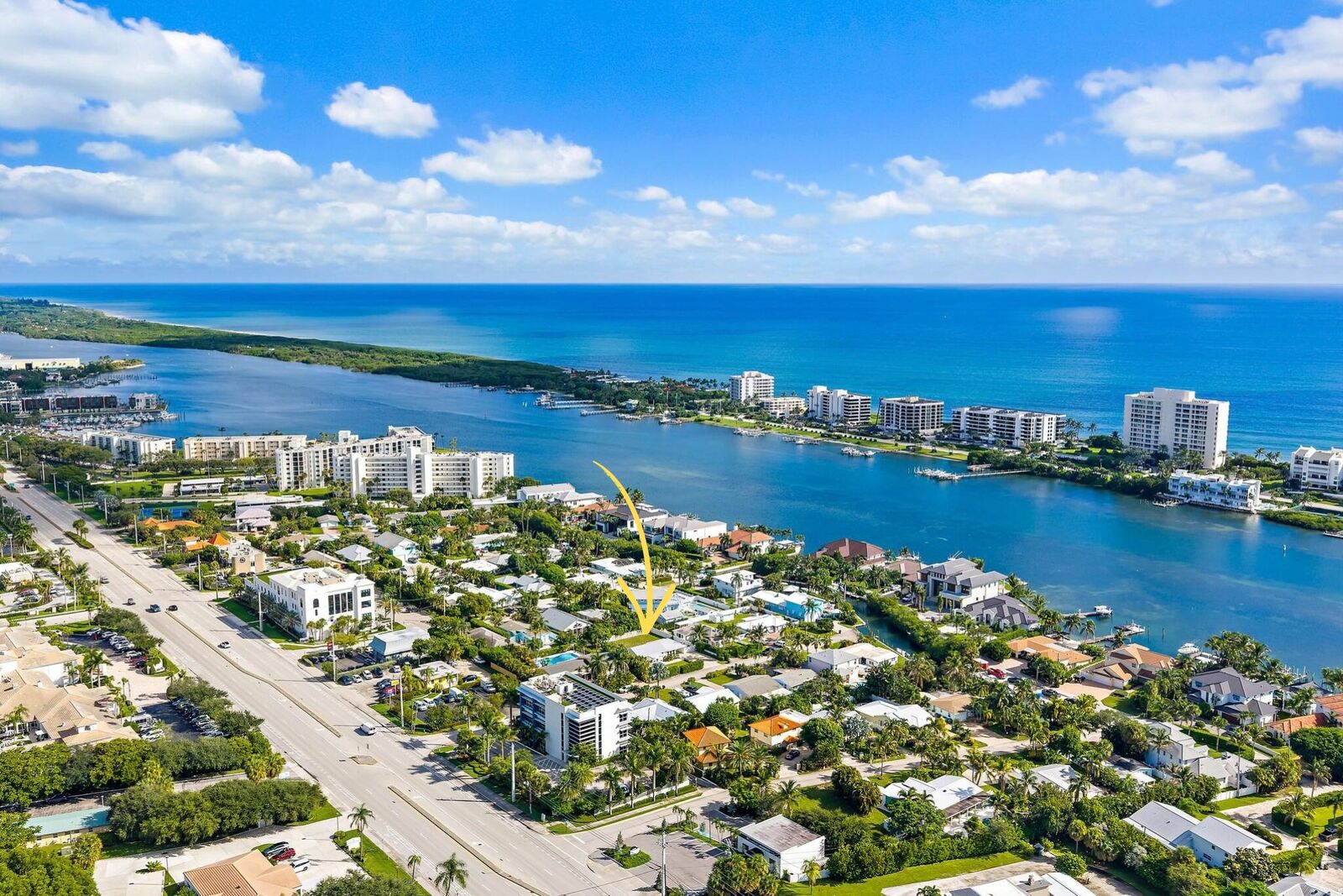 Property Photo: 3437 Palm Court FL 33469