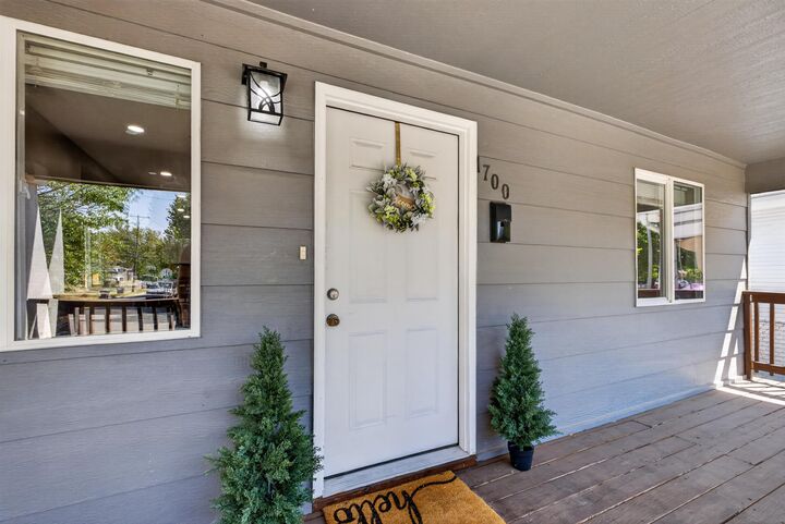 Property Photo:  1700 S Water St  KS 67213-5151 