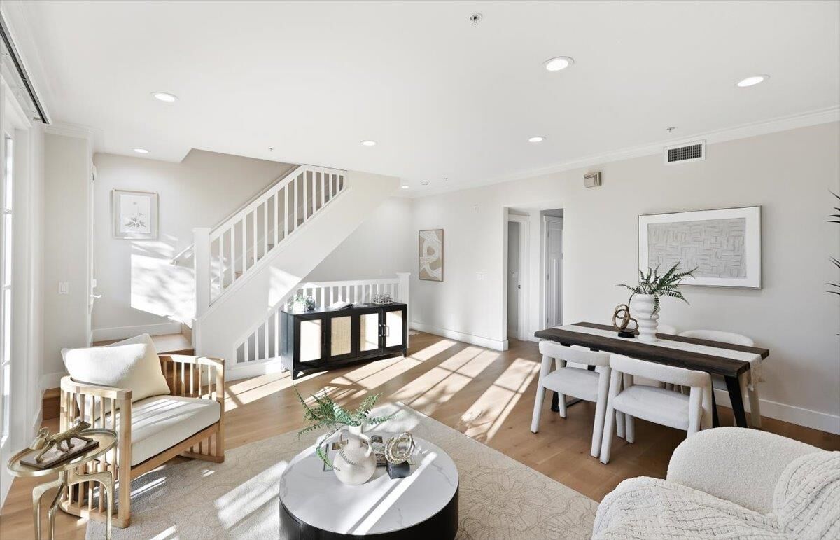 Property Photo:  1537 Hummingbird Place  CA 95129 