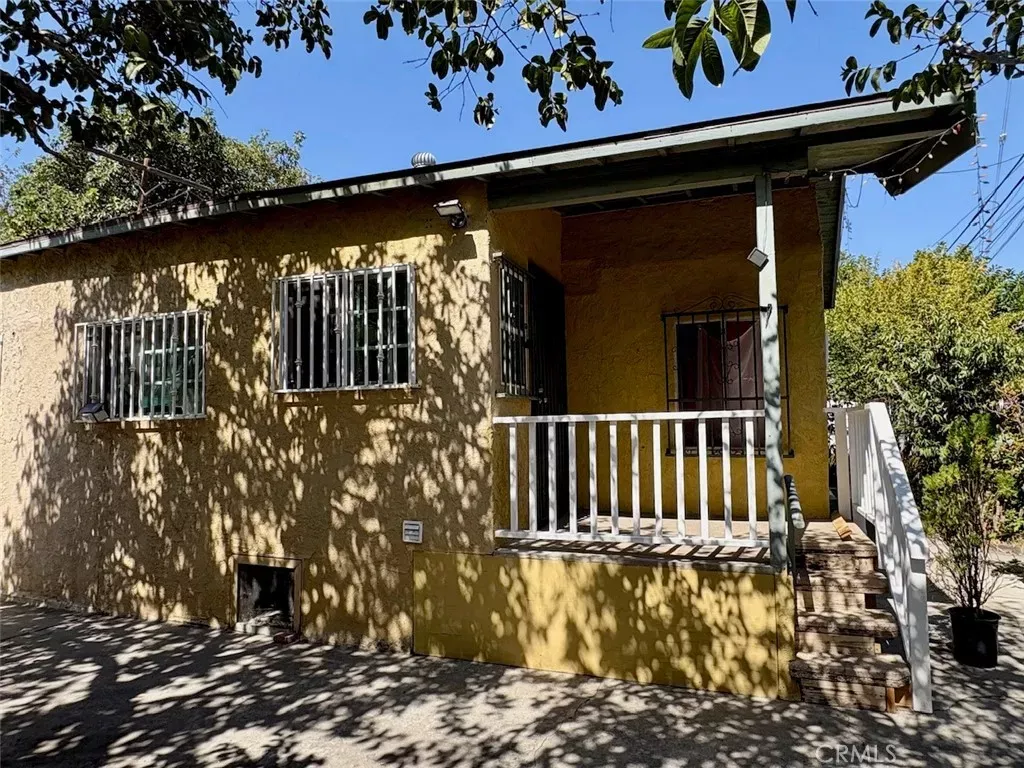 Property Photo: 4065 Wadsworth CA 90011